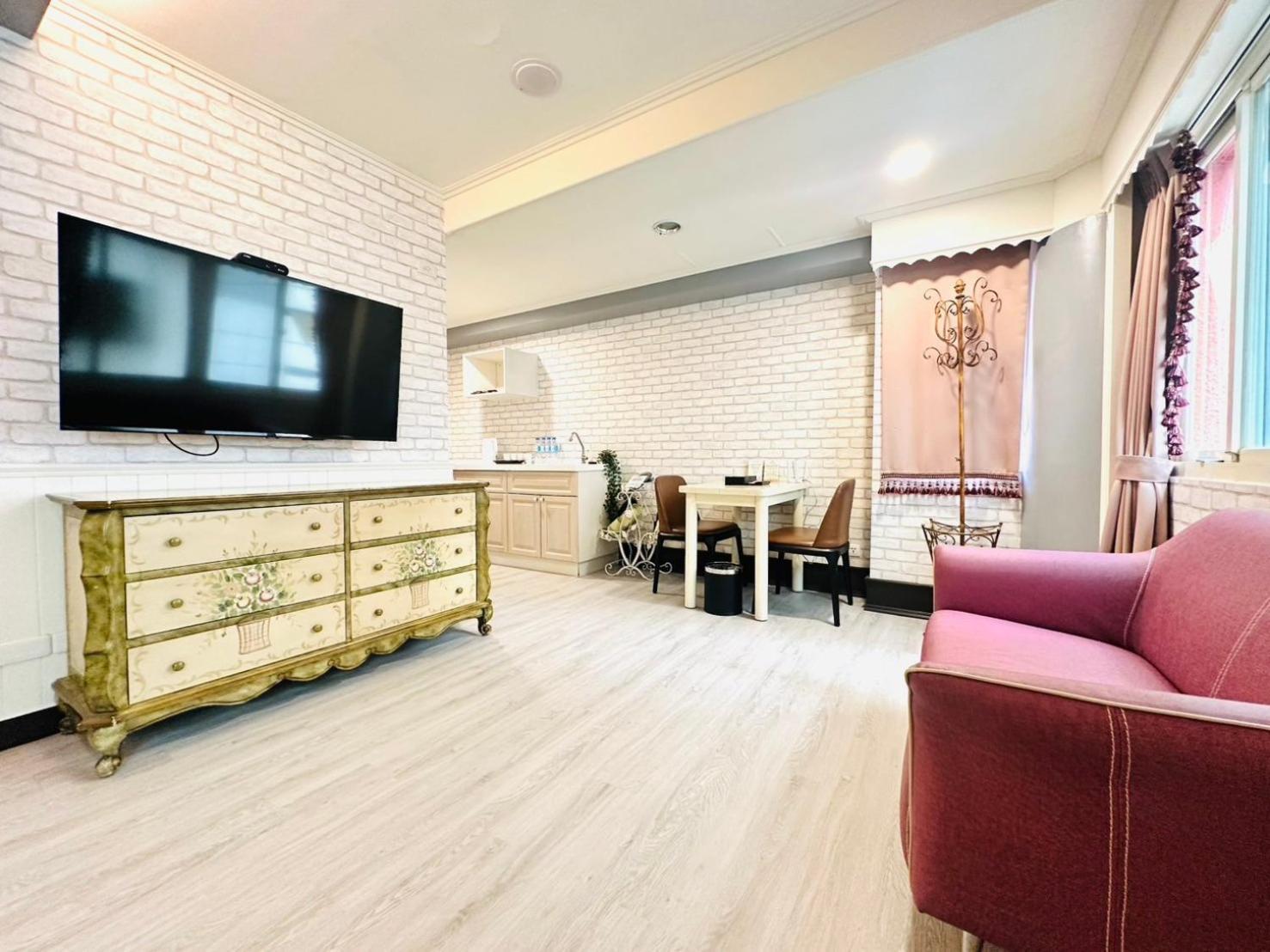 Elizabeth Hotel Taichung Extérieur photo