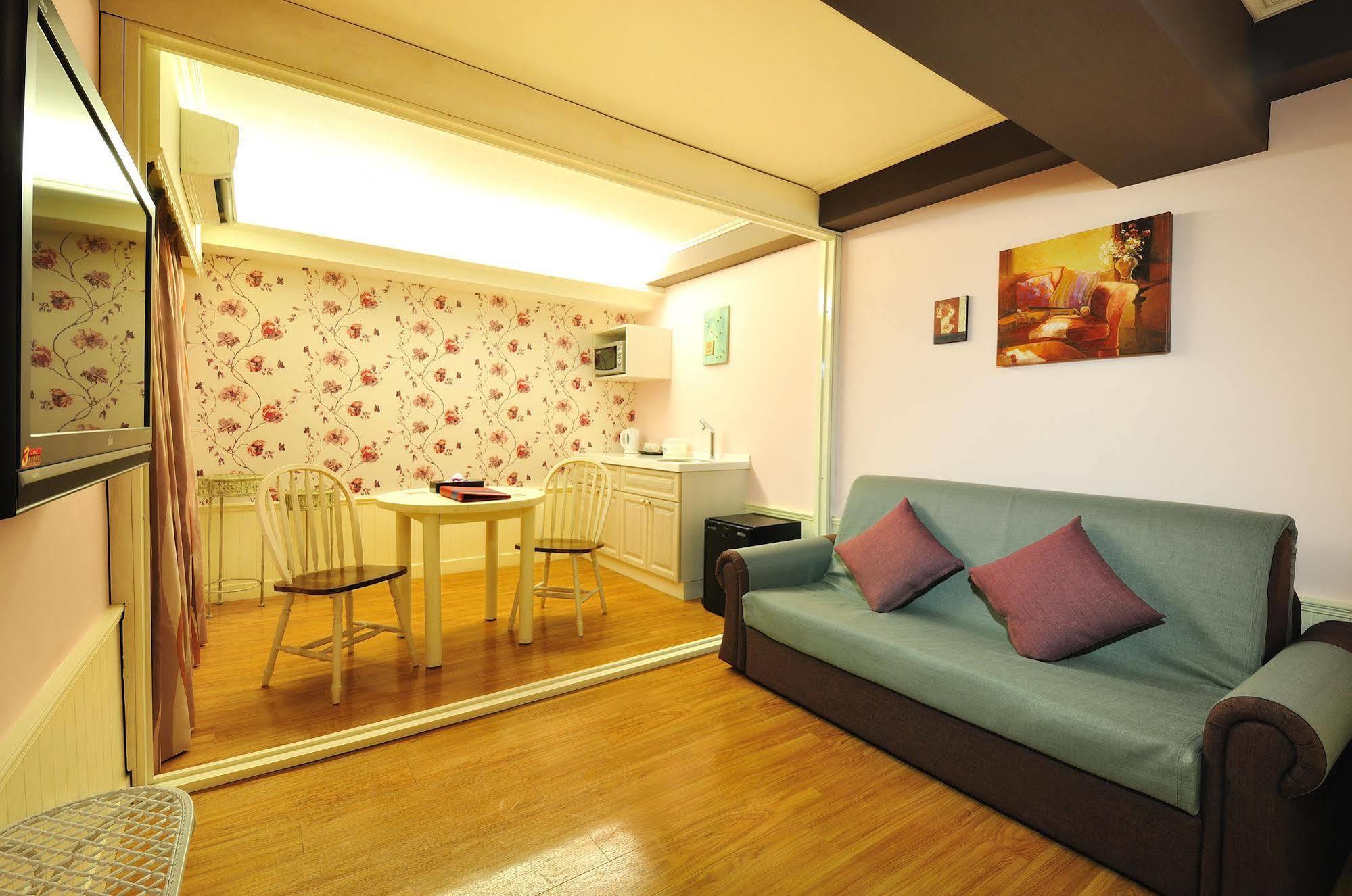 Elizabeth Hotel Taichung Extérieur photo