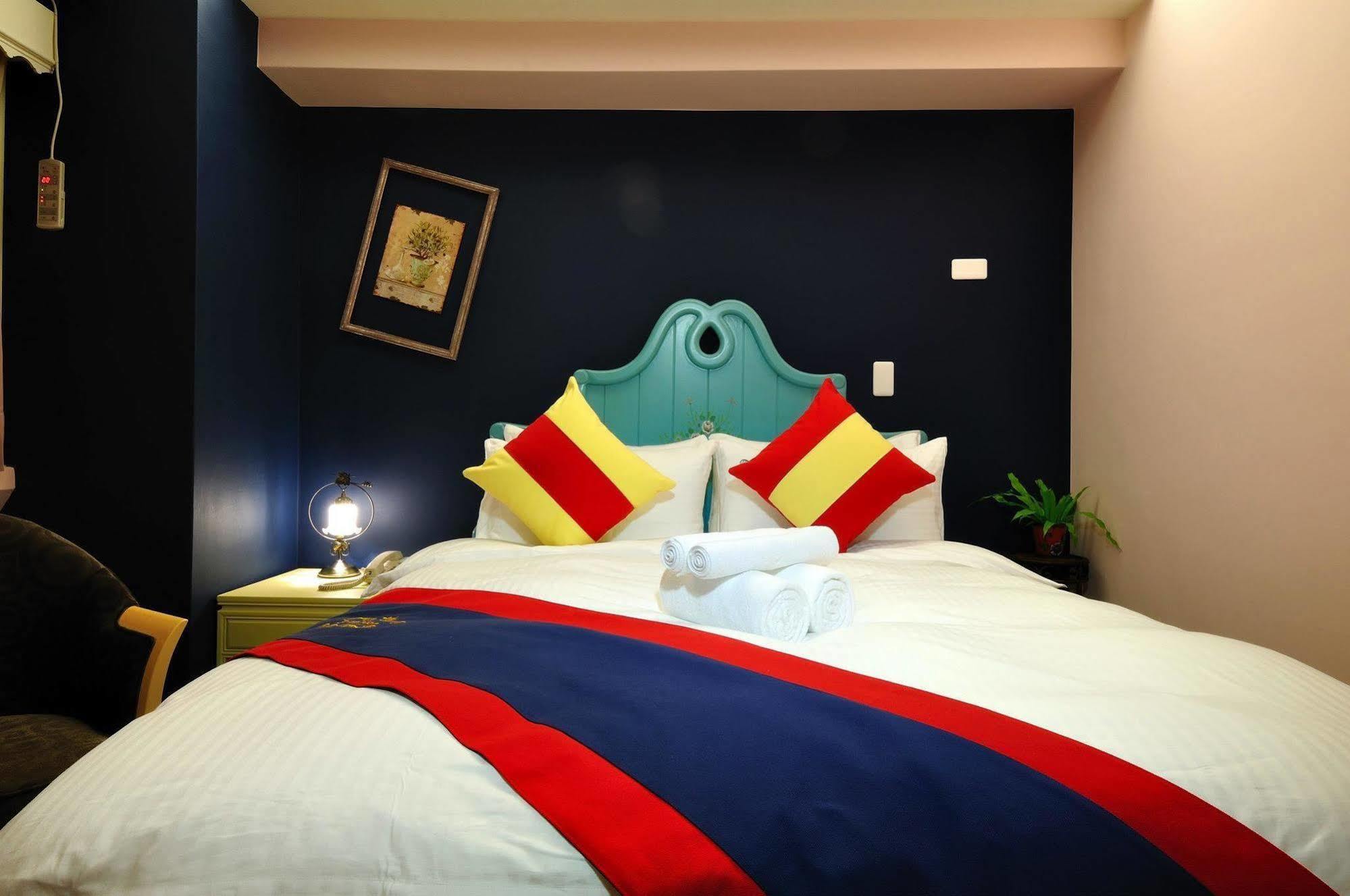 Elizabeth Hotel Taichung Extérieur photo