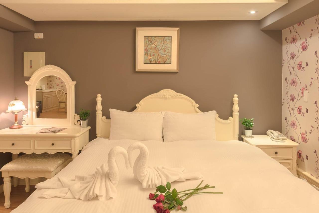 Elizabeth Hotel Taichung Extérieur photo